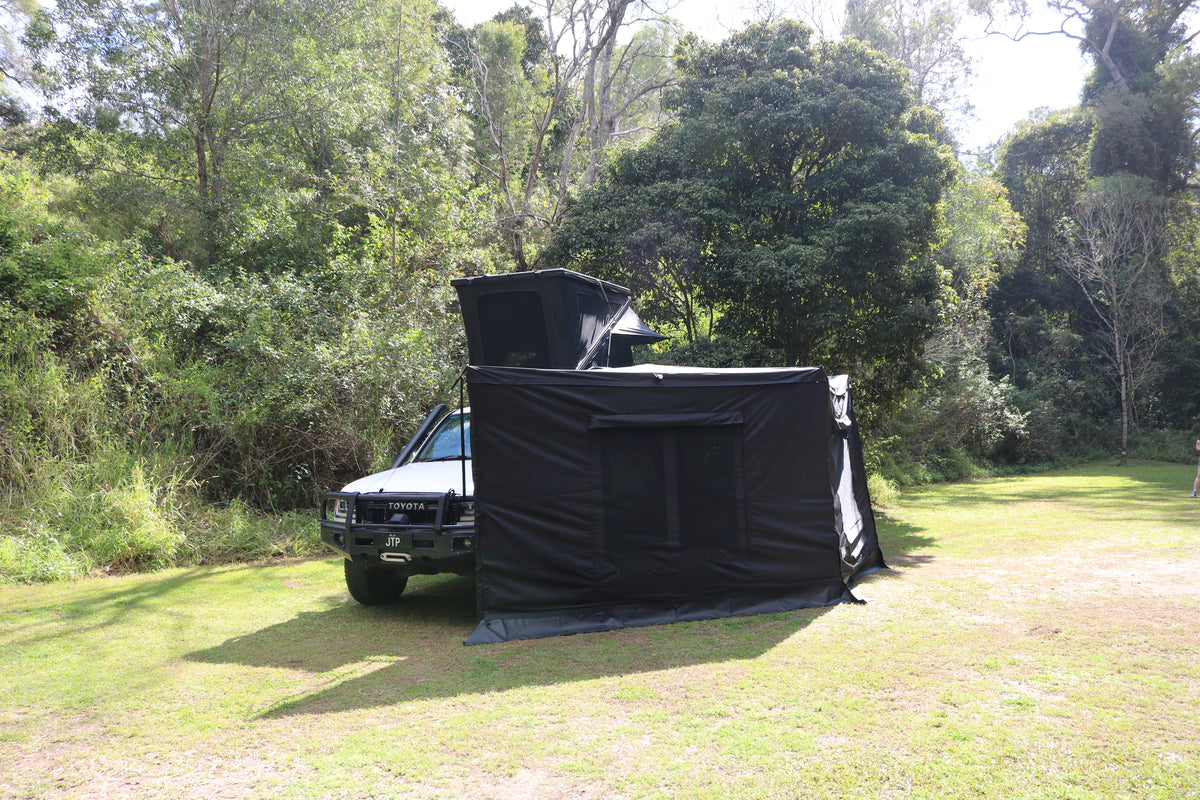 Full Awning Walls — Byron 270XL